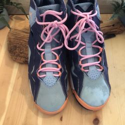 Nike Women Shoe 7 Youth 8.5 women 