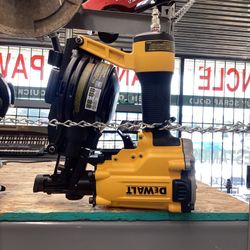 Dewalt Roofing Nail Gun 