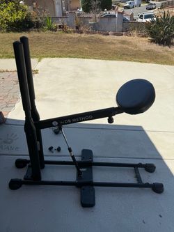 DB Method Squat Machine