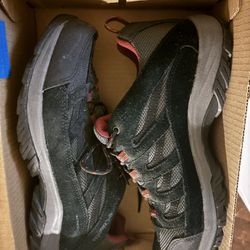 Columbia Red and Black Hiking Shoes