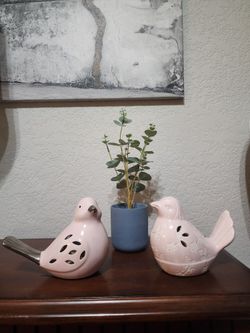 2 Pink Birds Ceramic Tabletop Decor