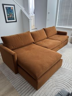 Crate & Barrel 2-Piece sectional Sofa W/ Chaise Lounge