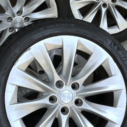 OBO Tesla Wheels/Tires Set of 4