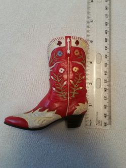 4" Nostalgia Ceramic Miniature Western Cowboy Boot (Ladies Red Design) CB016