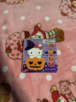 HELLO KITTY HALLOWEEN CHILDRENS BOOK