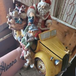 2003 Collector Edition Grandeur Noel Porcelain Santa On Wheels Antique Car & Box