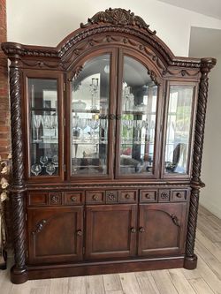 Dining Wood Wardrobe Closet Need To Be Gone ASAP
