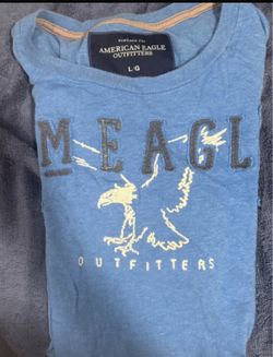 American eagle t shirt