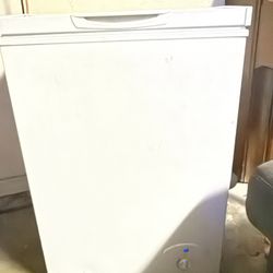3 Cu.ft. Chest Freezer