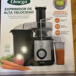 New In box Omega High-Speed Juicer With Large Chute