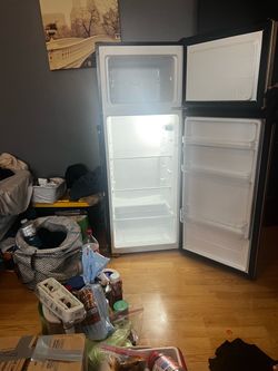 Refrigerator