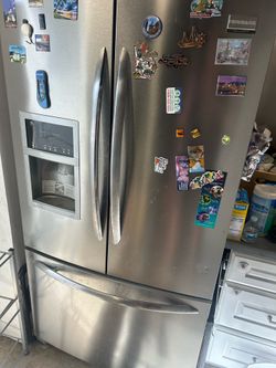 Free refrigerator - top part not working