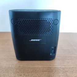 Bose SoundLink Color Wireless Bluetooth Portable Speaker (Black)

Model 415859
