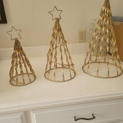 Vintage Set of 3 Gold Tone Painted Metal Christmas Trees Decor 12.5” to 20.5”