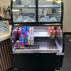 Display Fridge For Restaurant Or Cafe