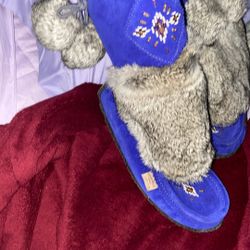 Laurentian Chief Royal Blue Mukluk Size 9
