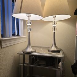 2 Lamps + Mirroed Bed Side Table 
