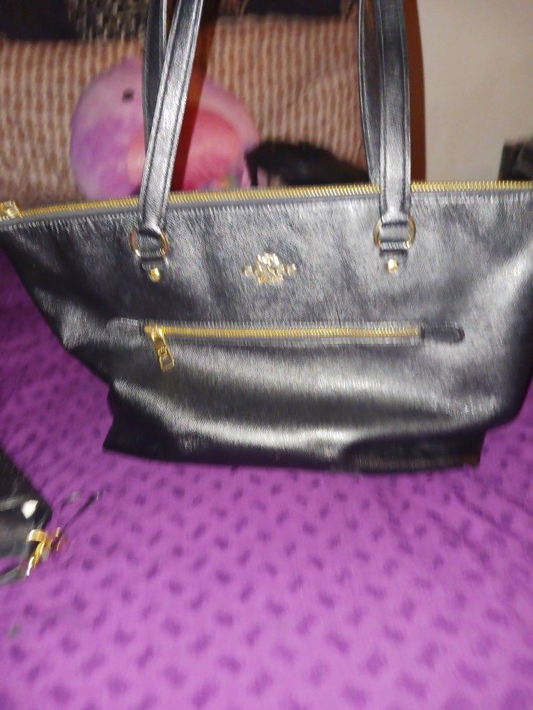 Authentic Coach Tote Bag ! Gently Used