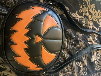 love pain &stitches pumpkin kult (black&orange)