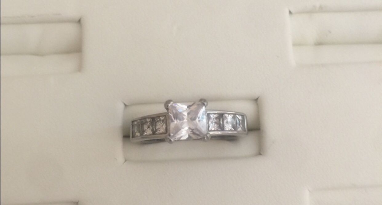 New TK316 Stainless Steel Ring size 8 for Sale in East Brunswick