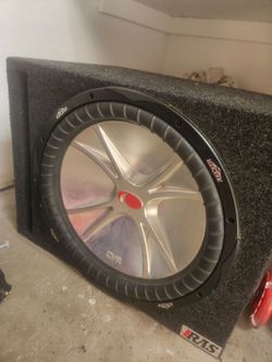 15in kicker subwoofer with rockford  amp