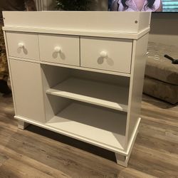 Changing Table/Plus Storage 