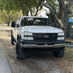 Chevy Silverado 2500 HD 4x4  año 2007