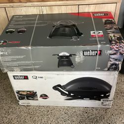 Weber Q2400  Electric Grill With Stand New In Box