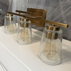 Wall Scone Bathroom Mirror Light. Good Quality  Brass / Metal