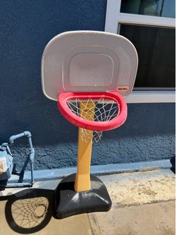 Little tiles basketball hoop