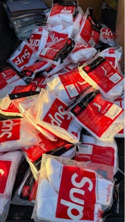 Supreme Socks