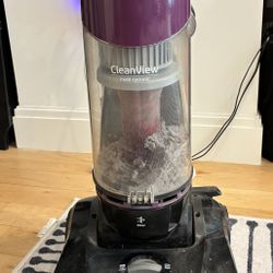 Bissell Vacuum Cleaner 