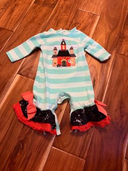 Baby girl Ricrac and ruffles haunted house appliqué Halloween romper. Size 3/6 months