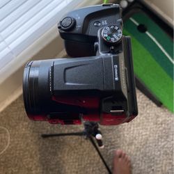 Black Nikon Coolpix B500