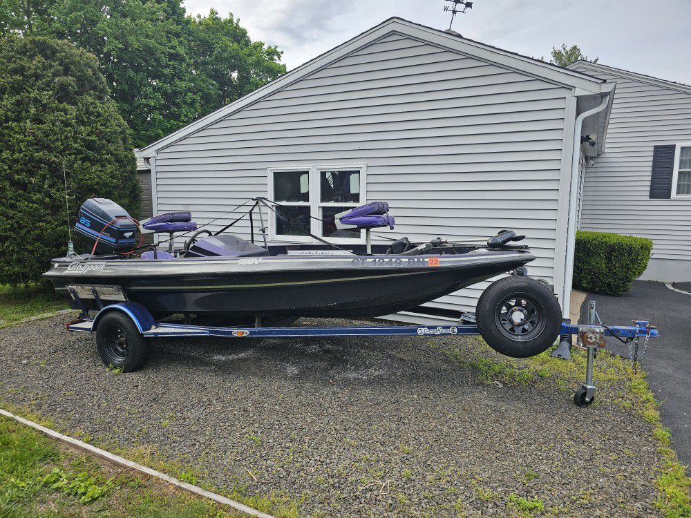 Bass Boat 16 ft