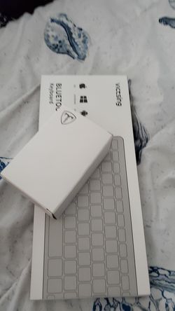 Bluetooth keyboard and bluetooth mouse bundle deal