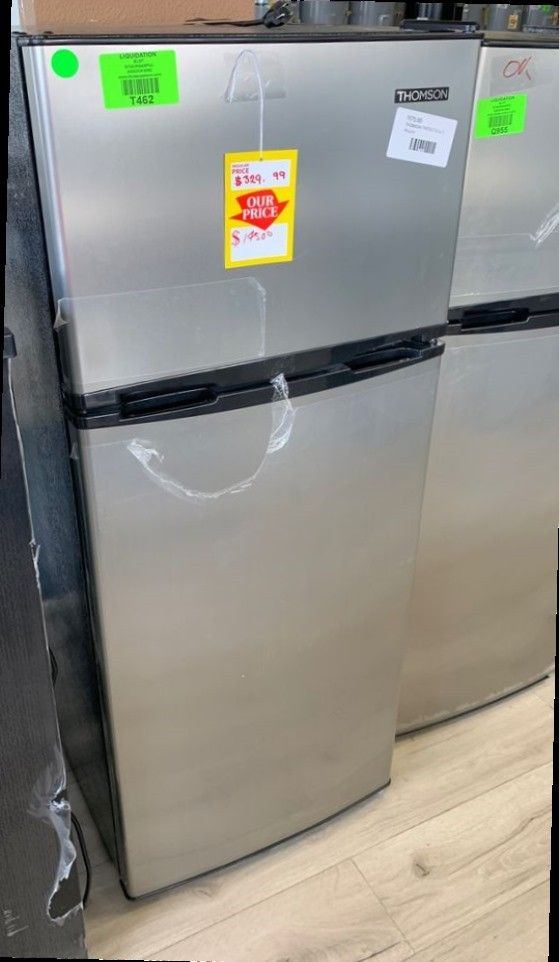 THOMSON MINI FRIDGE