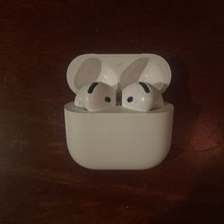 AirPod 4s