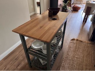 Kitchen island table