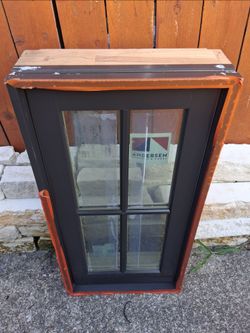 4-Pane Window/Ventana de 4 Paneles