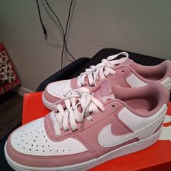 Tenis Size 9