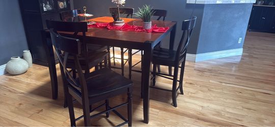 Table and 6 chairs.