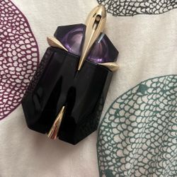 Alien Perfume 