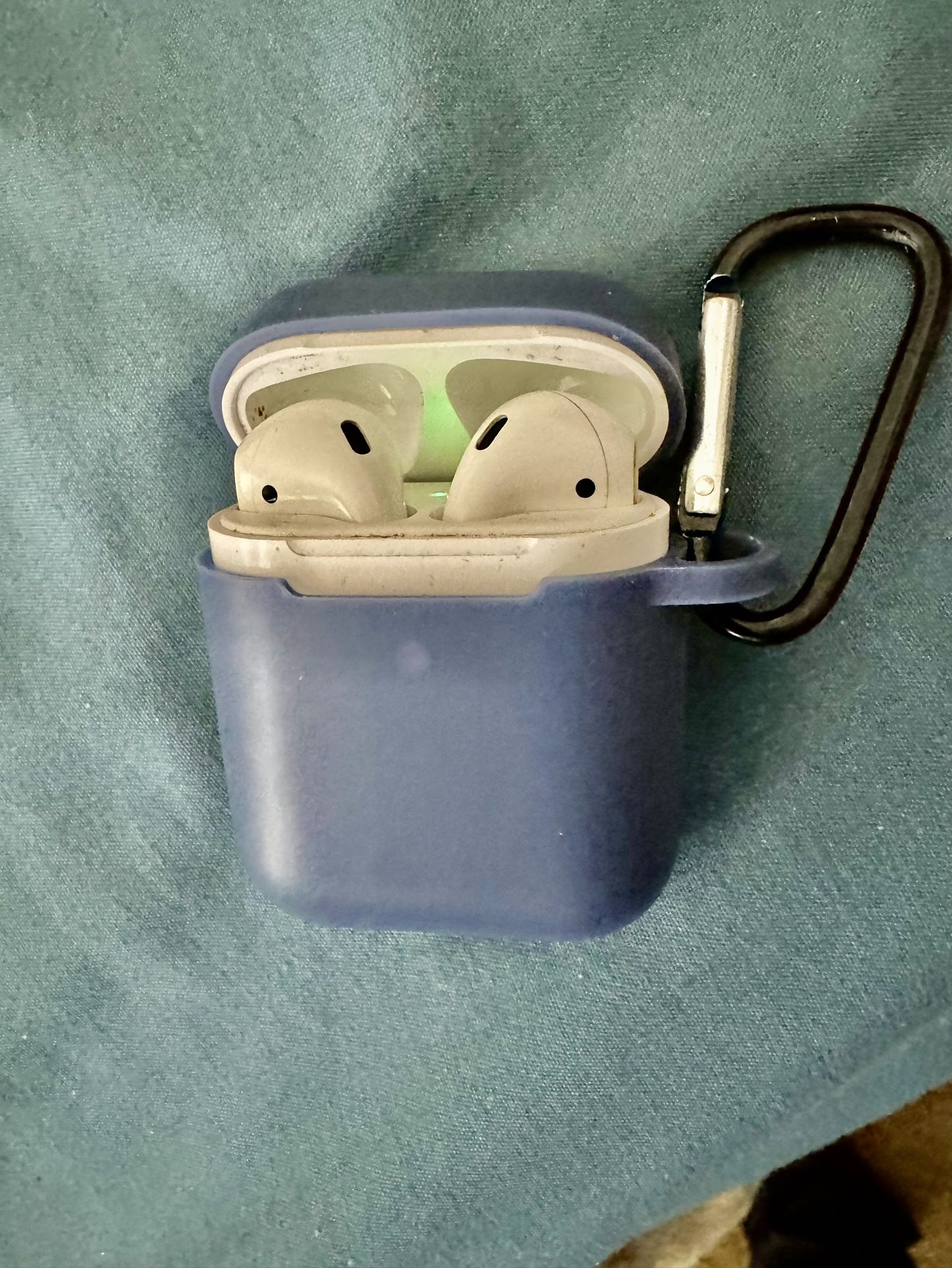 Apple AirPods
