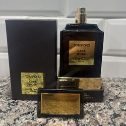 TOM FORD CAFÉ ROSE 