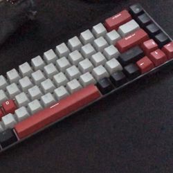MAGEGEE KEYBOARD WITH USB CABLE