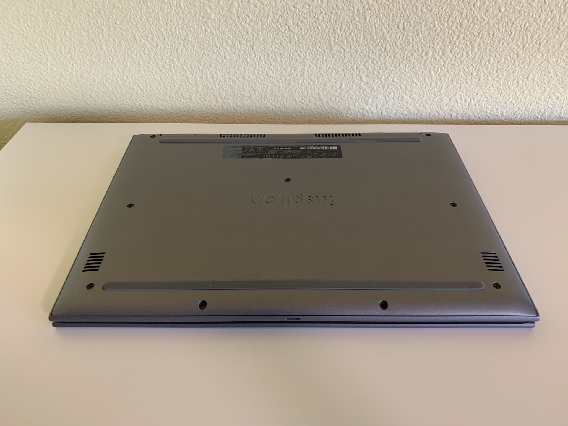 Dell Inspiron 13 2in1 Laptop Core i78550U, 256GB SSD, 8GB RAM, 13.3