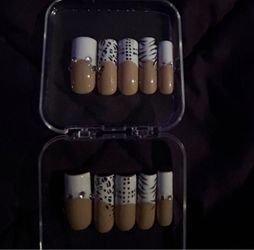 White French emo tips