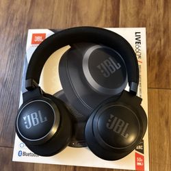 JBL Headphones Bundle 