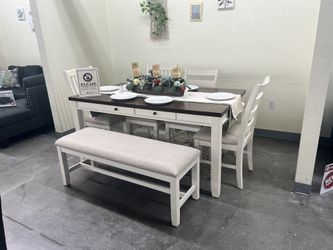 Brand New Dining Set 6 Pieces 